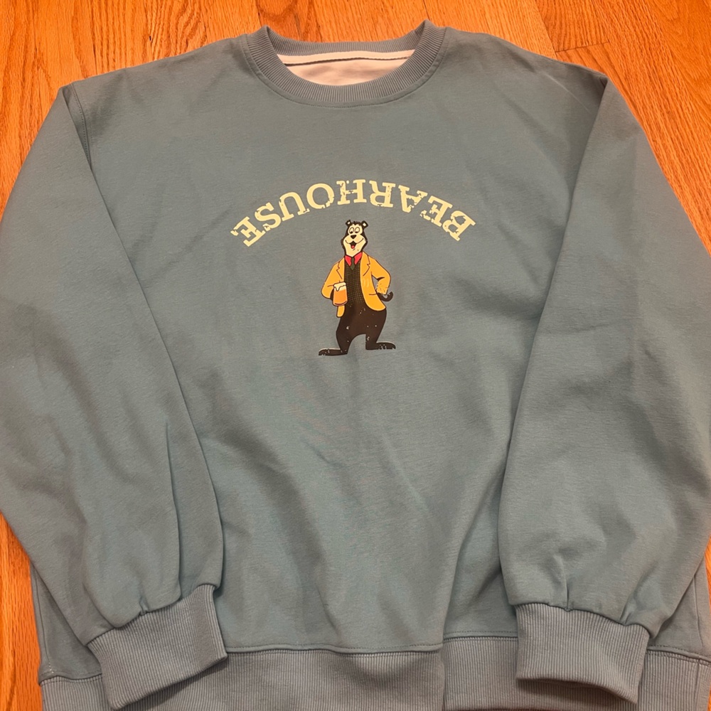 Bear House Bear With Beer Mug Crewneck Sweatshirt - Dusty Blue